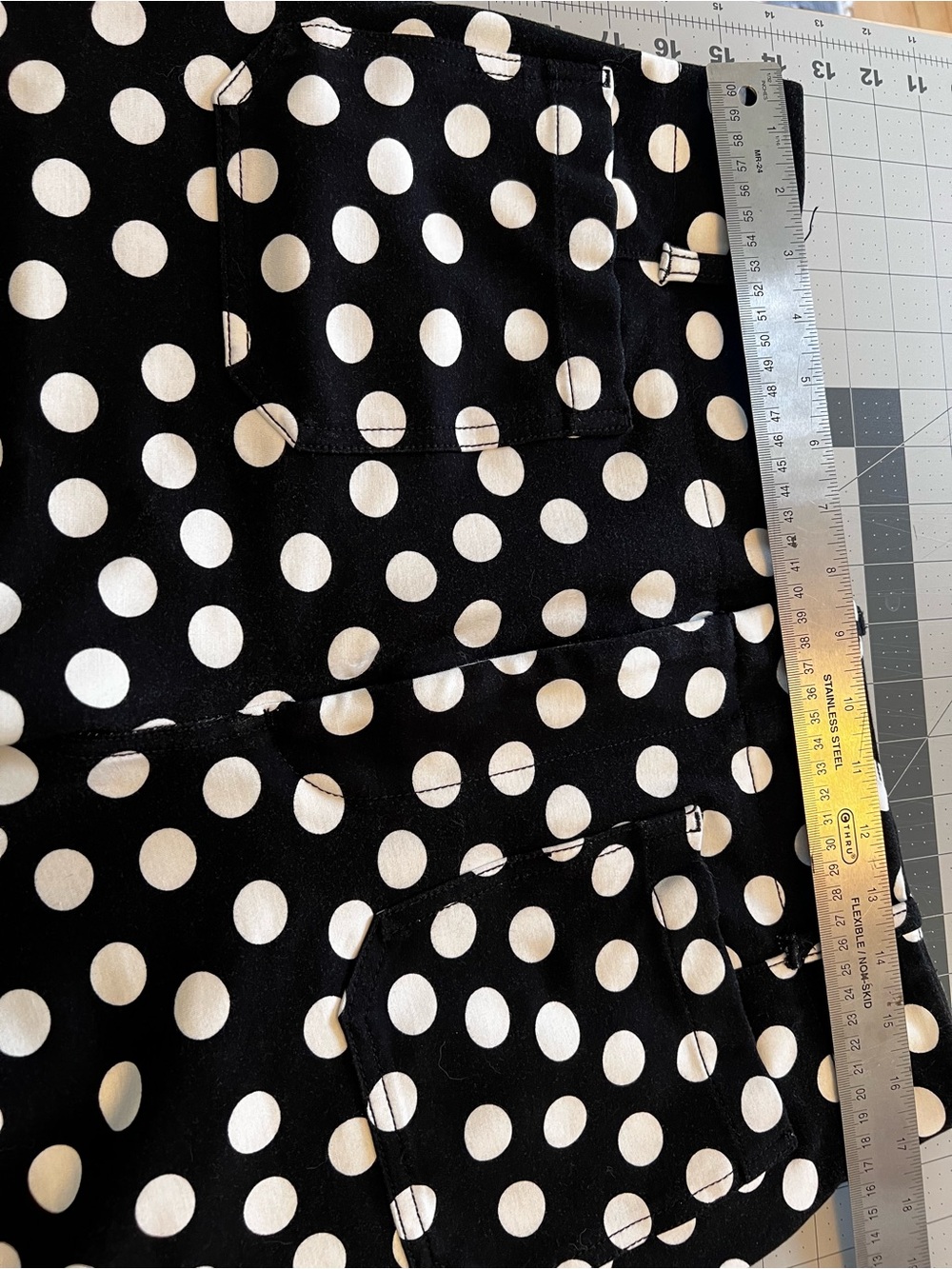 Maeve Collette Cropped Black and White Polka Dot Casual Bottoms - Picture 4 of 5